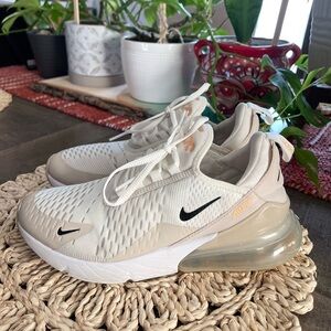 *****not for sale ******Women’s NIKE Air Max 270 Summit White Desert Sand